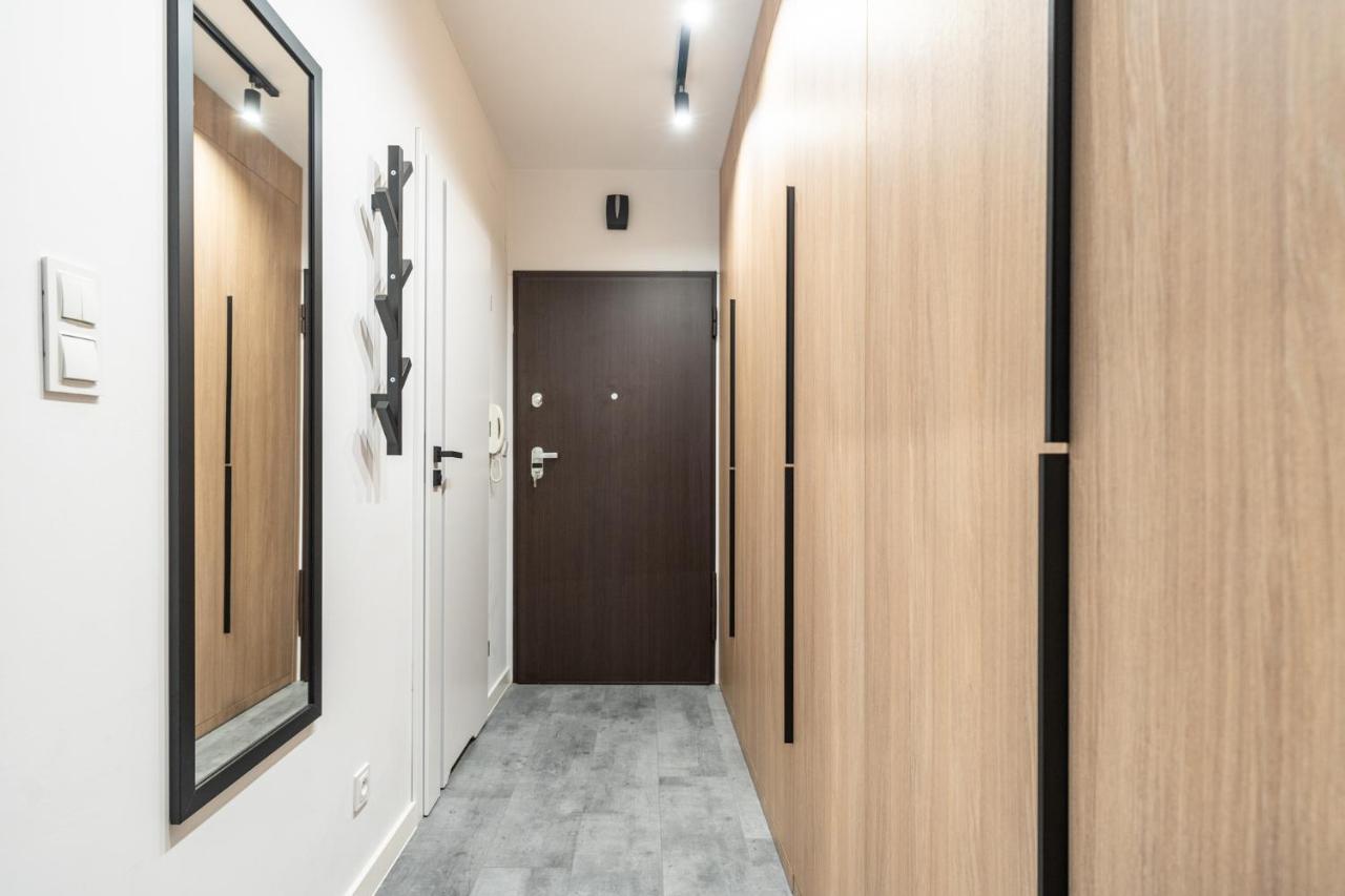 Park Slaski Modern Studio Katowice Luaran gambar