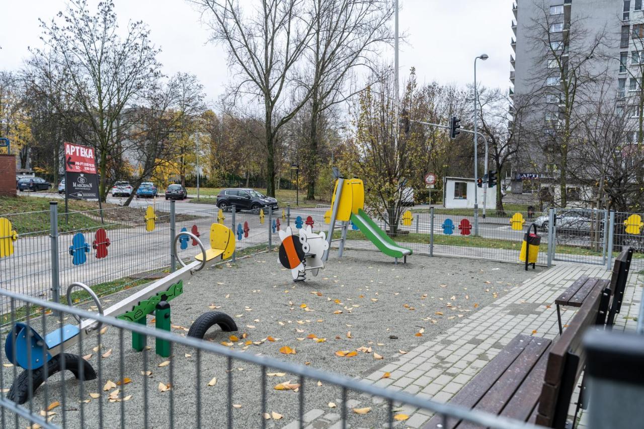 Park Slaski Modern Studio Katowice Luaran gambar